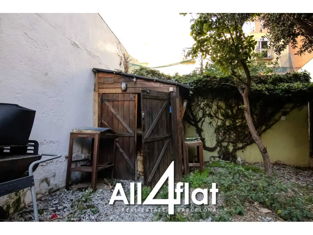 Außenansicht von Wohnung zur Miete in L'Hospitalet de Llobregat mit Klimaanlage, Privatgarten und Möbliert