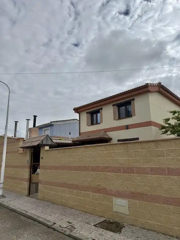 Vista exterior de Casa o chalet en venta en Trijueque con Aire acondicionado, Calefacción y Jardín privado