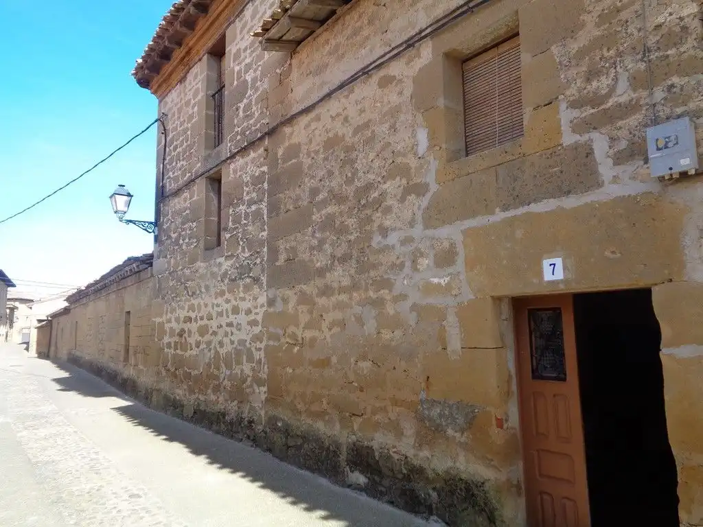 Vista exterior de Casa o xalet en venda en Sajazarra amb Calefacció, Terrassa i Traster