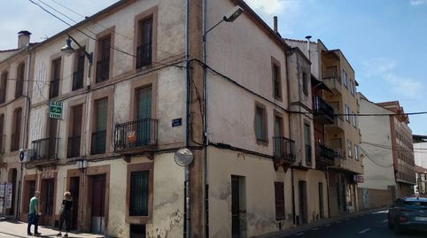 ALREALTY VENDE EDIFICIO CON GRAN POTENCIAL DE INVERSIÓN EN EL CENTRO DE CANTALEJO
