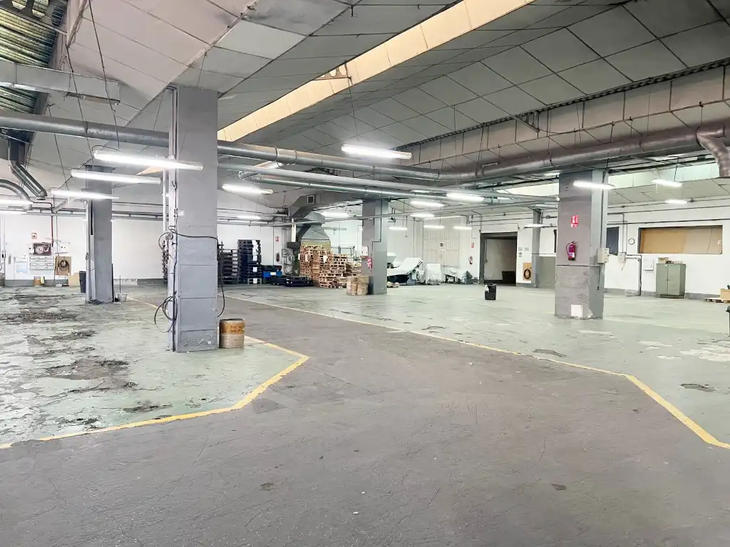 Parking de Nave industrial de alquiler en Torrejón de Ardoz con Calefacción