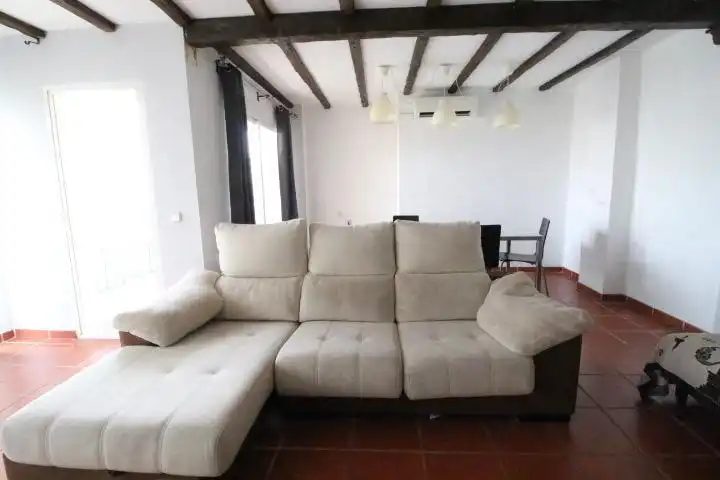 Sala d'estar de Pis en venda en Fuengirola amb Terrassa i Piscina comunitària