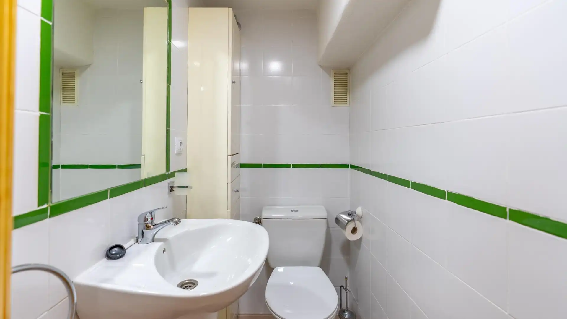 Bathroom of Attic for rent in Villajoyosa / La Vila Joiosa  with Air Conditioner, Heating and Private garden