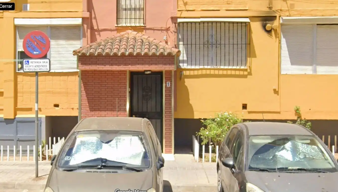 Exterior view of Flat for sale in  Sevilla Capital