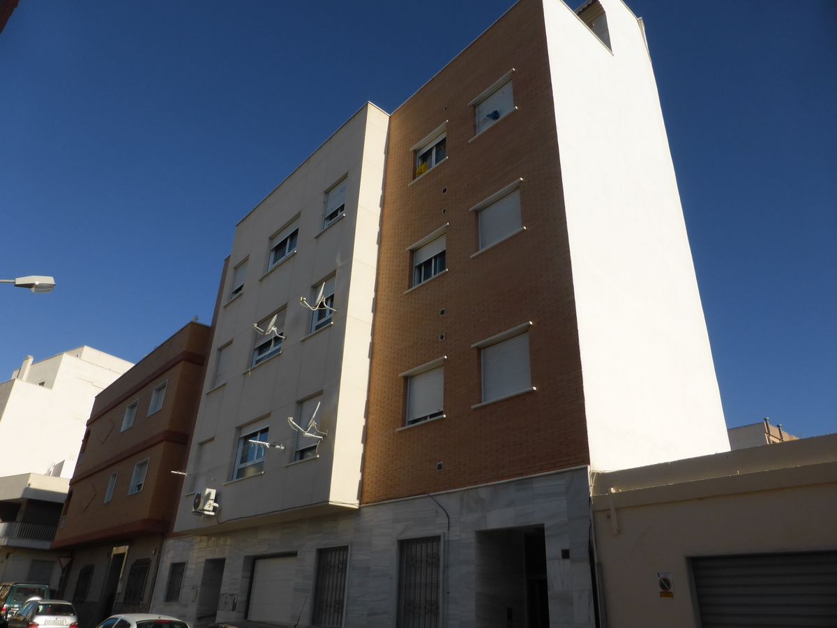 Vista exterior de Pis en venda en El Ejido