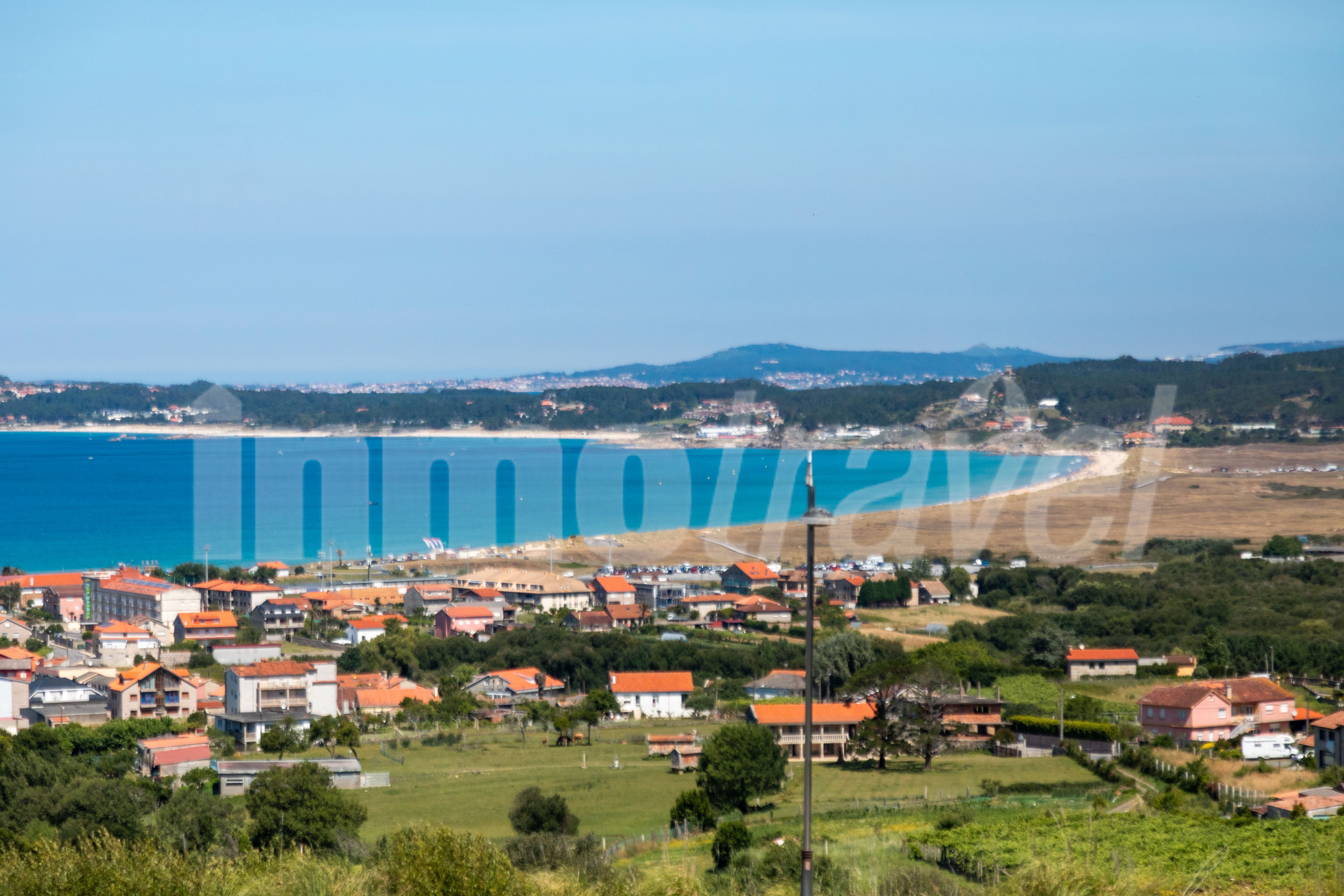 Vista exterior de Casa o xalet en venda en Sanxenxo amb Jardí privat, Terrassa i Moblat