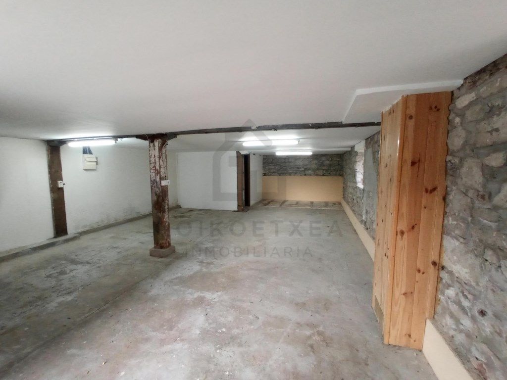 Nau industrial en venda a Hondarribia
