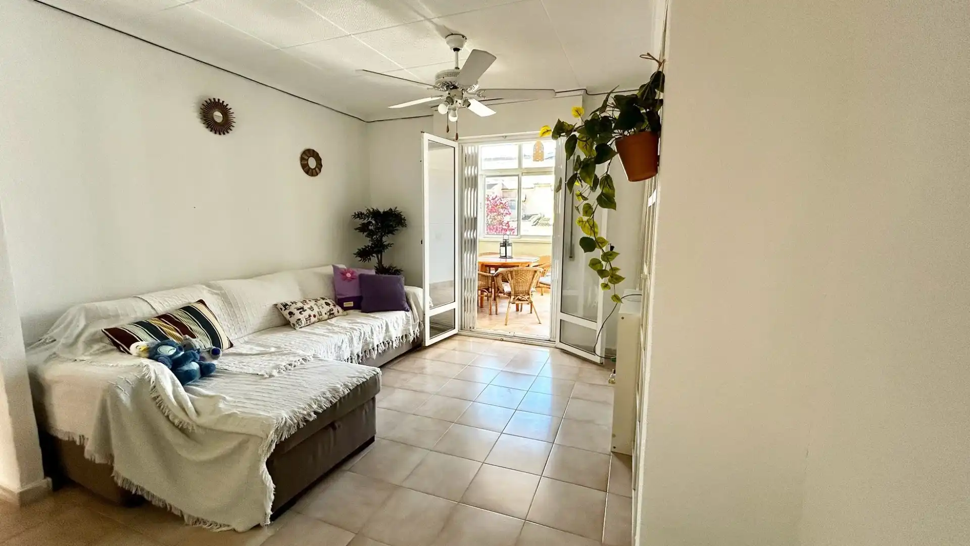 Sala de estar de Planta baja de alquiler en Pilar de la Horadada con Aire acondicionado, Terraza y Piscina