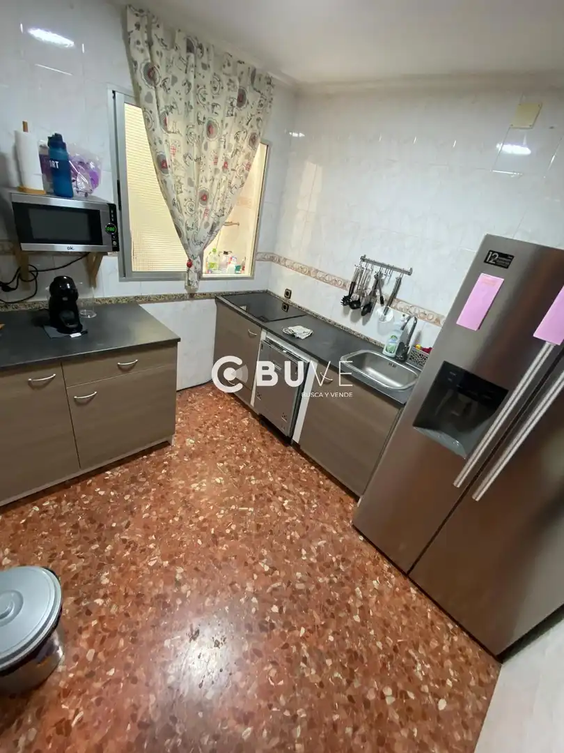Cuina de Casa o xalet en venda en Alcalá de Guadaira amb Aire condicionat, Traster i Moblat