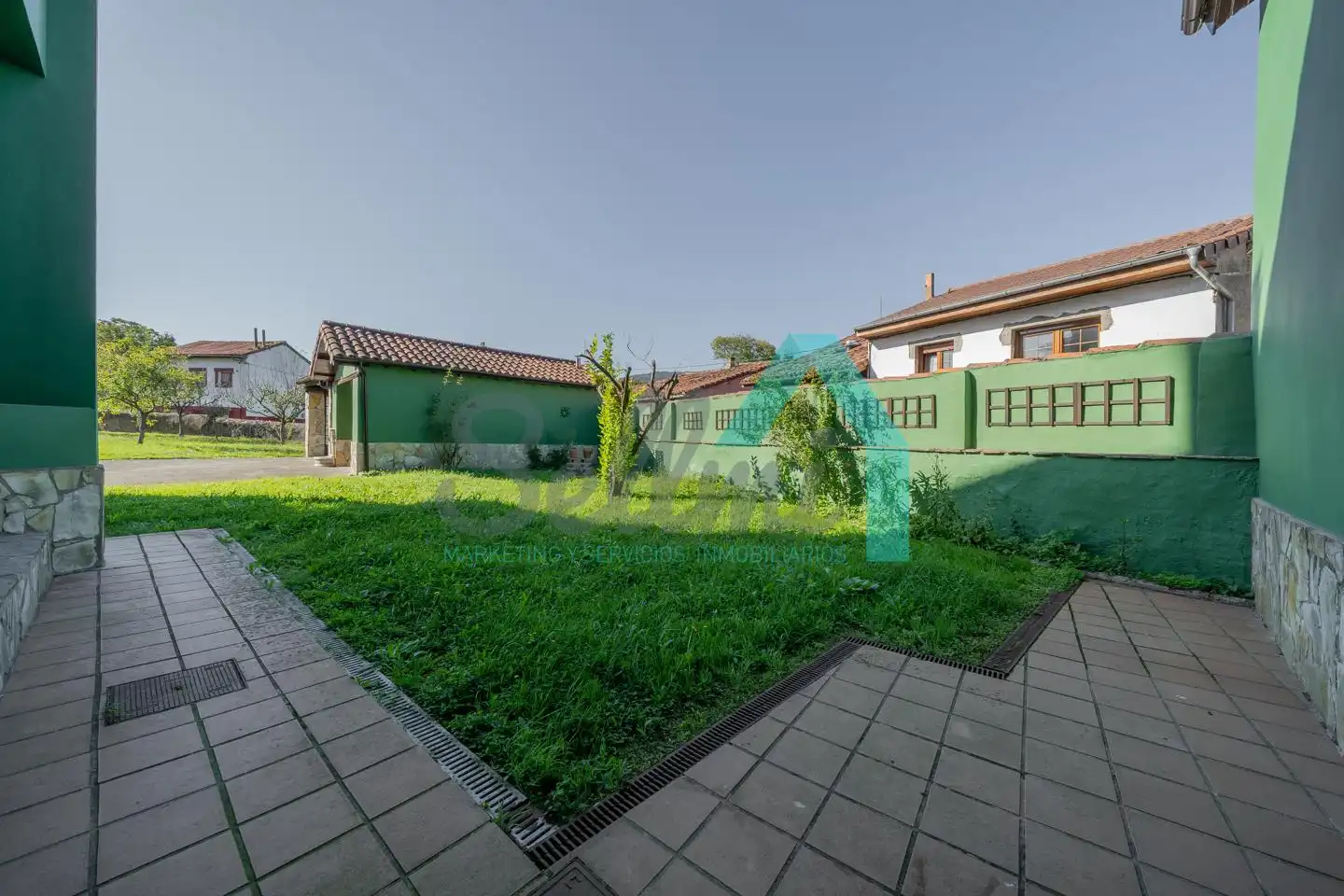 Garden of Houses for sale in Pravia  with Heating, Private garden and Parquet flooring