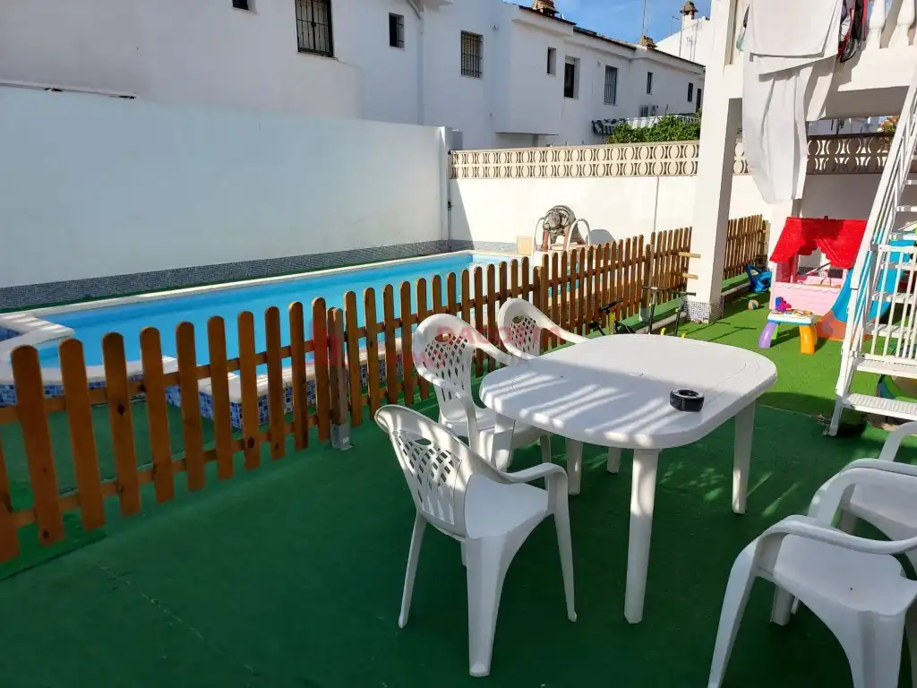 Piscina de Casa o xalet en venda en La Antilla amb Moblat