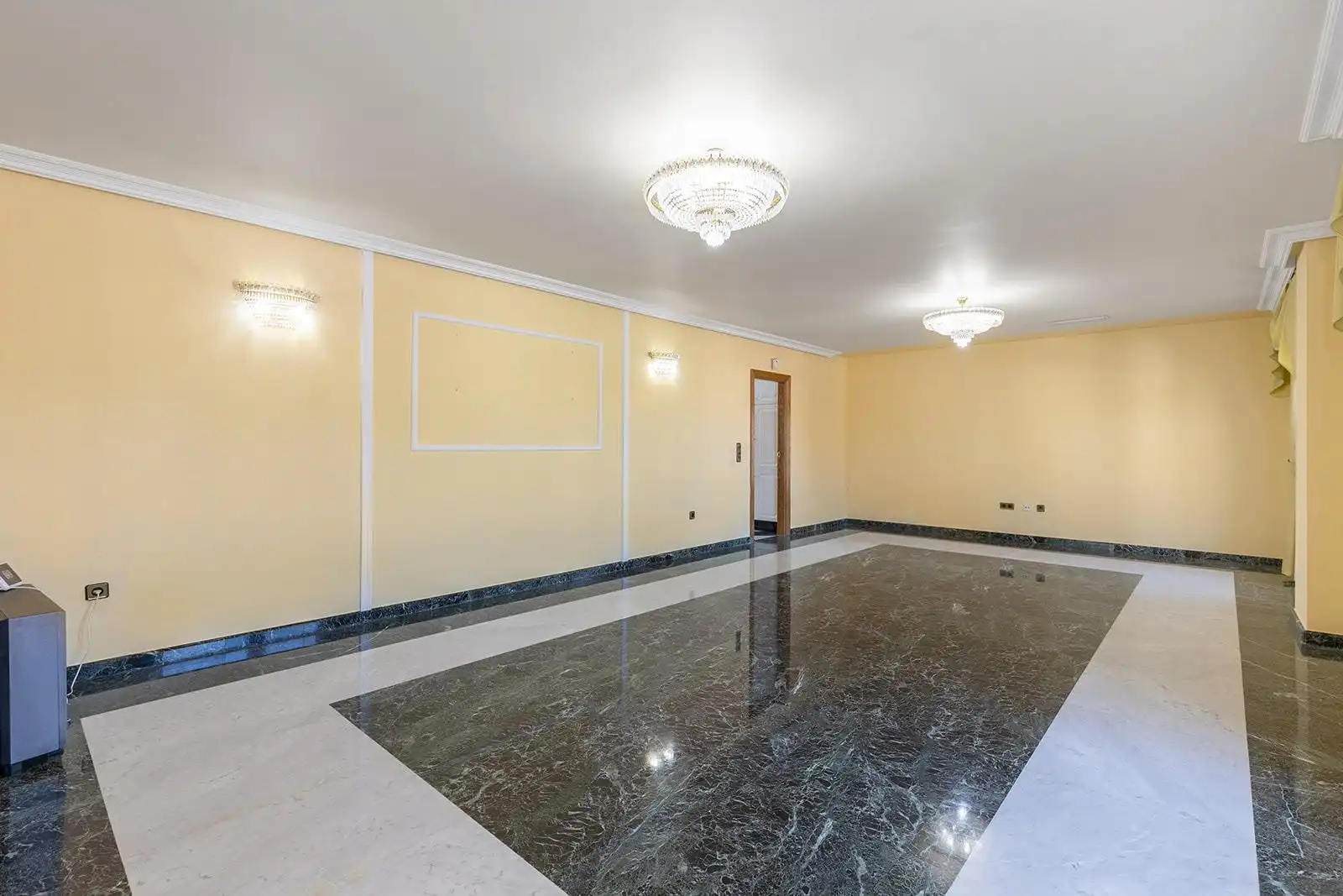 Villa avec piscine à vendre à Calle salvador de madariaga, imagen 10