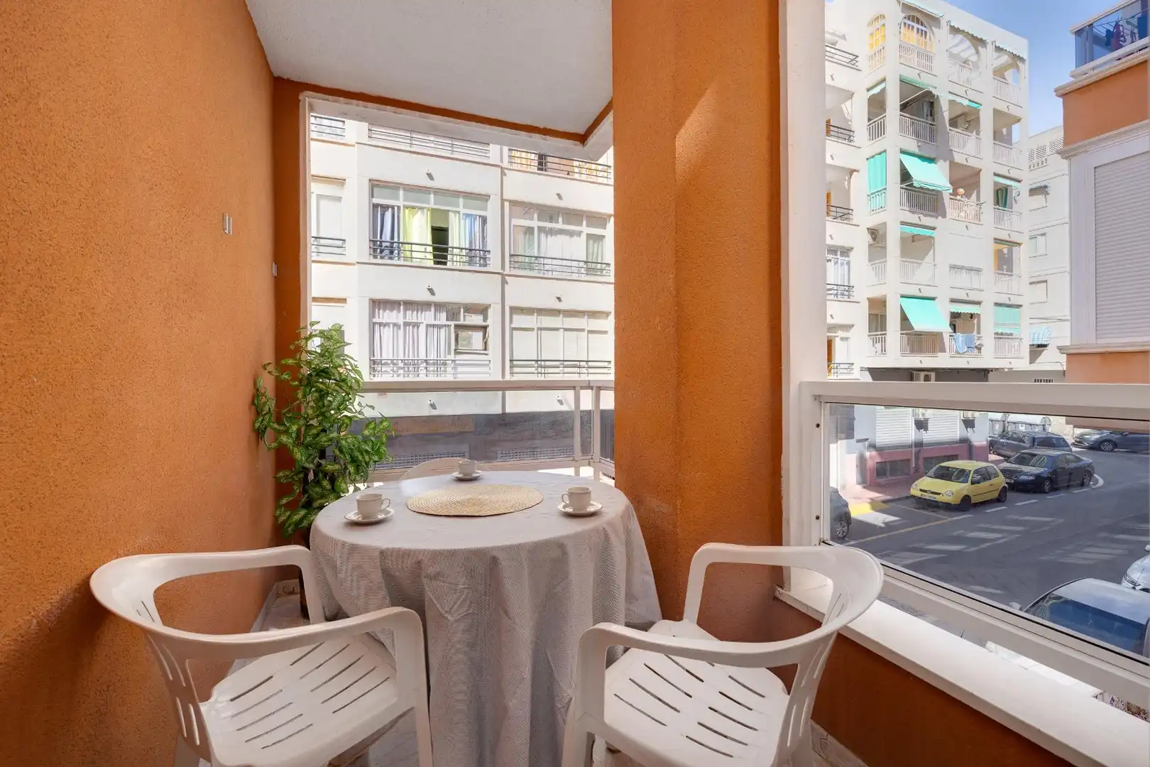 Terraza de Apartamento en venta en Torrevieja con Terraza y Amueblado