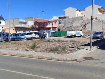 Wohnbaugrundstück zum Verkauf in Calle MURILLO - EL ALGAR 2