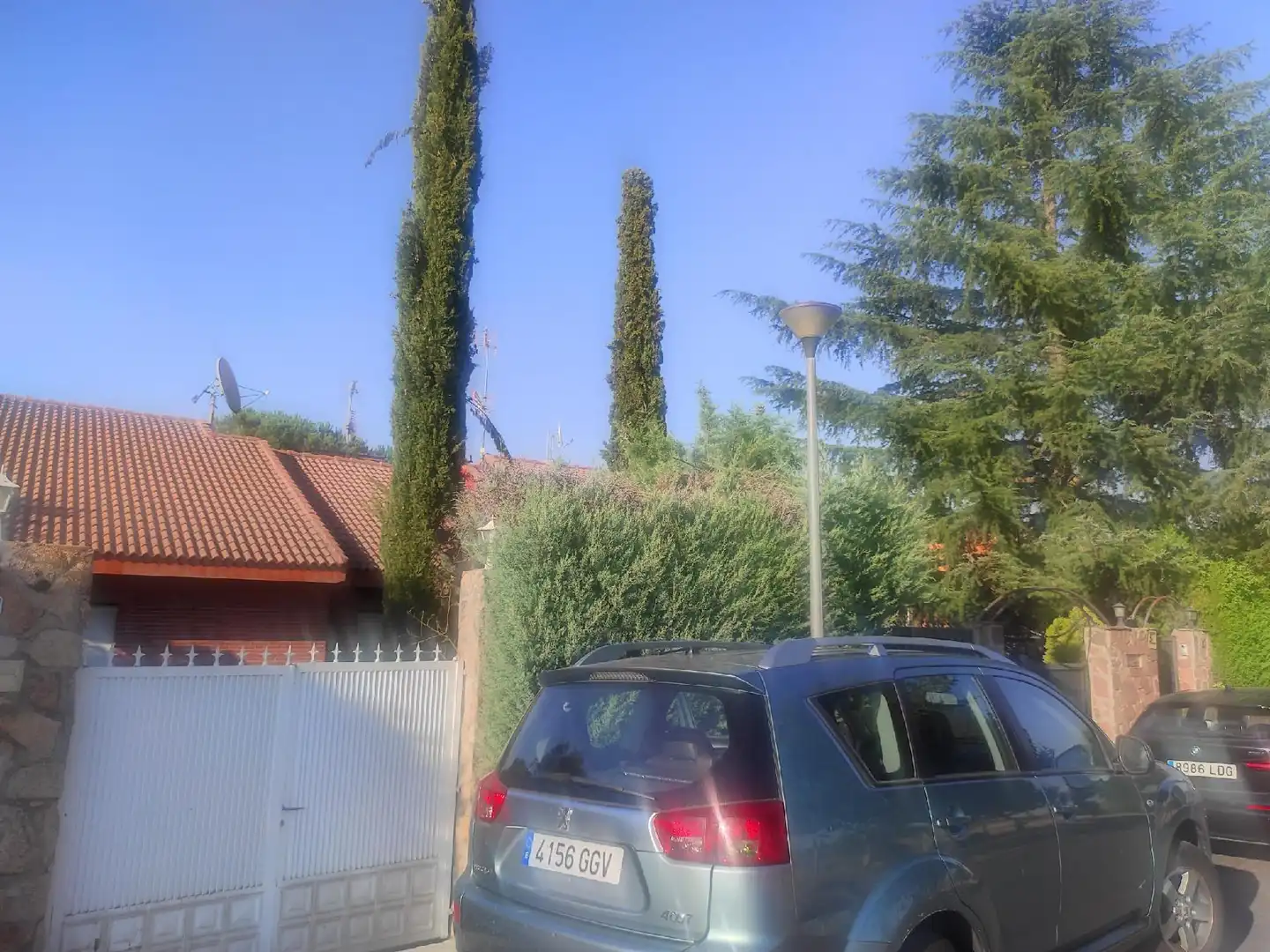 Parking of Detached homes for sale in Valdeolmos-Alalpardo
