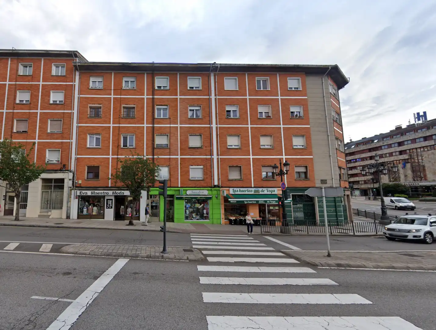Estudio de alquiler en Francisco Cambó, Vallobín