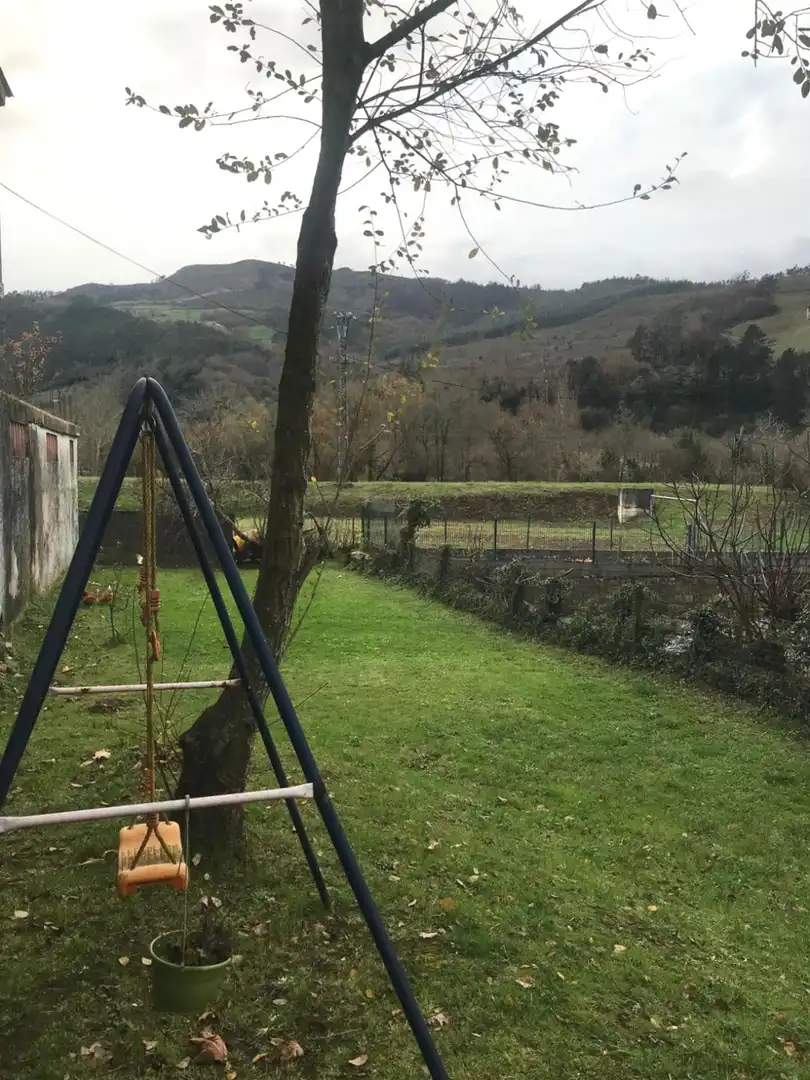 Jardín de Casa o chalet en venta en Santiurde de Toranzo con Calefacción, Terraza y Trastero