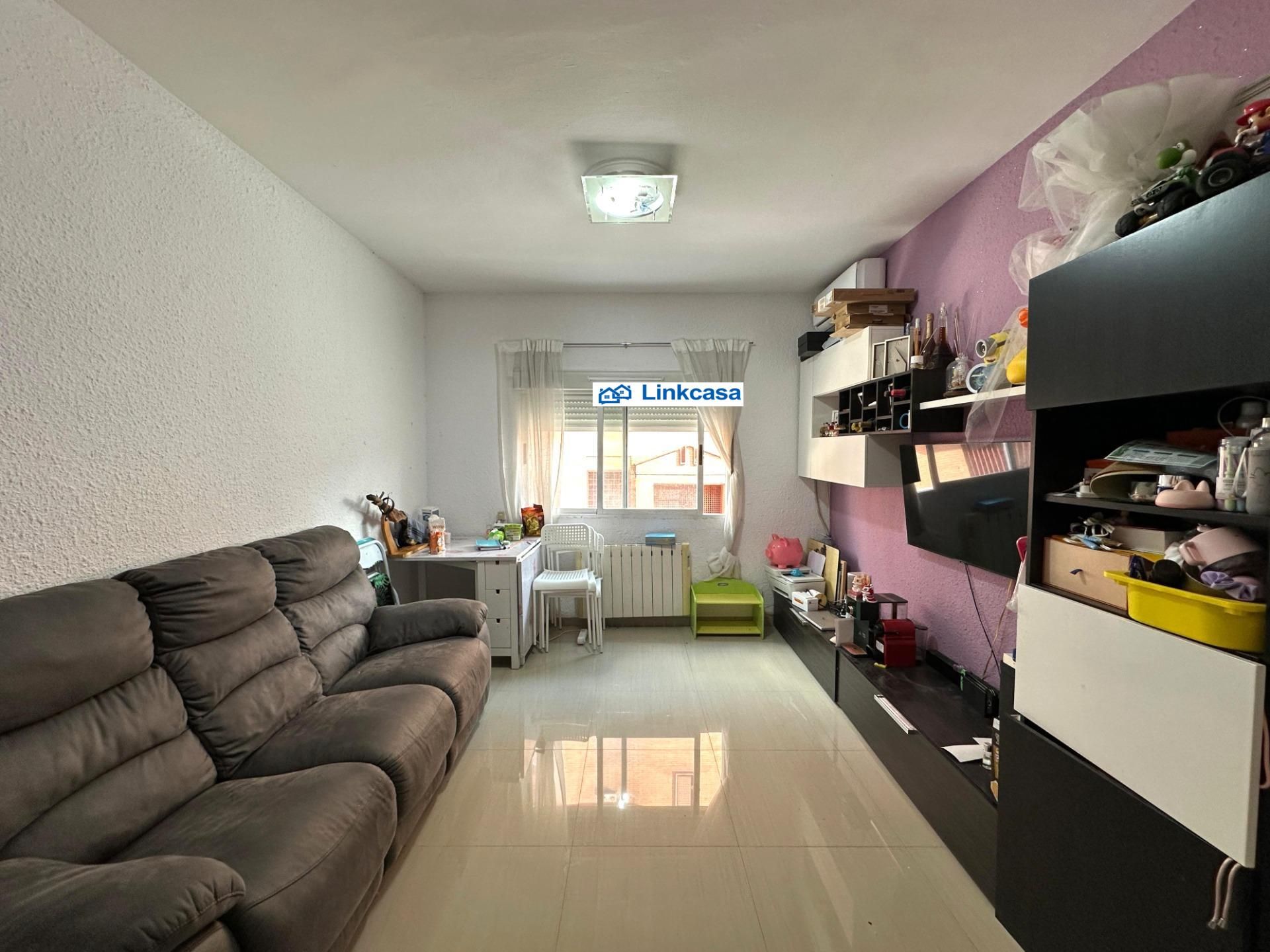 Sala d'estar de Pis en venda en  Madrid Capital amb Aire condicionat i Calefacció