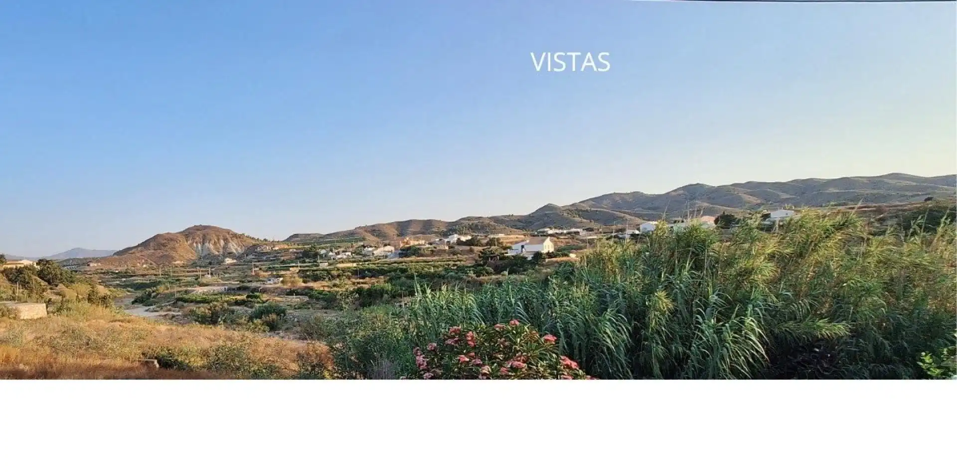 Vista exterior de Finca rústica en venda en Antas amb Calefacció, Terrassa i Piscina