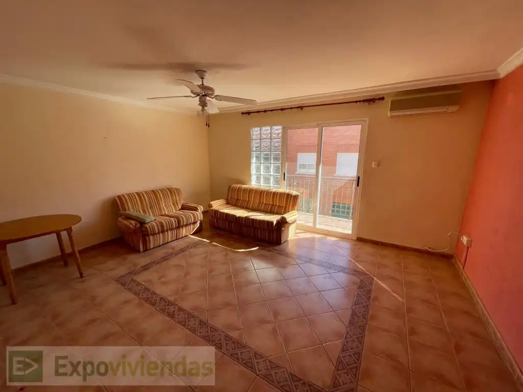 Sala de estar de Piso en venta en Murcia