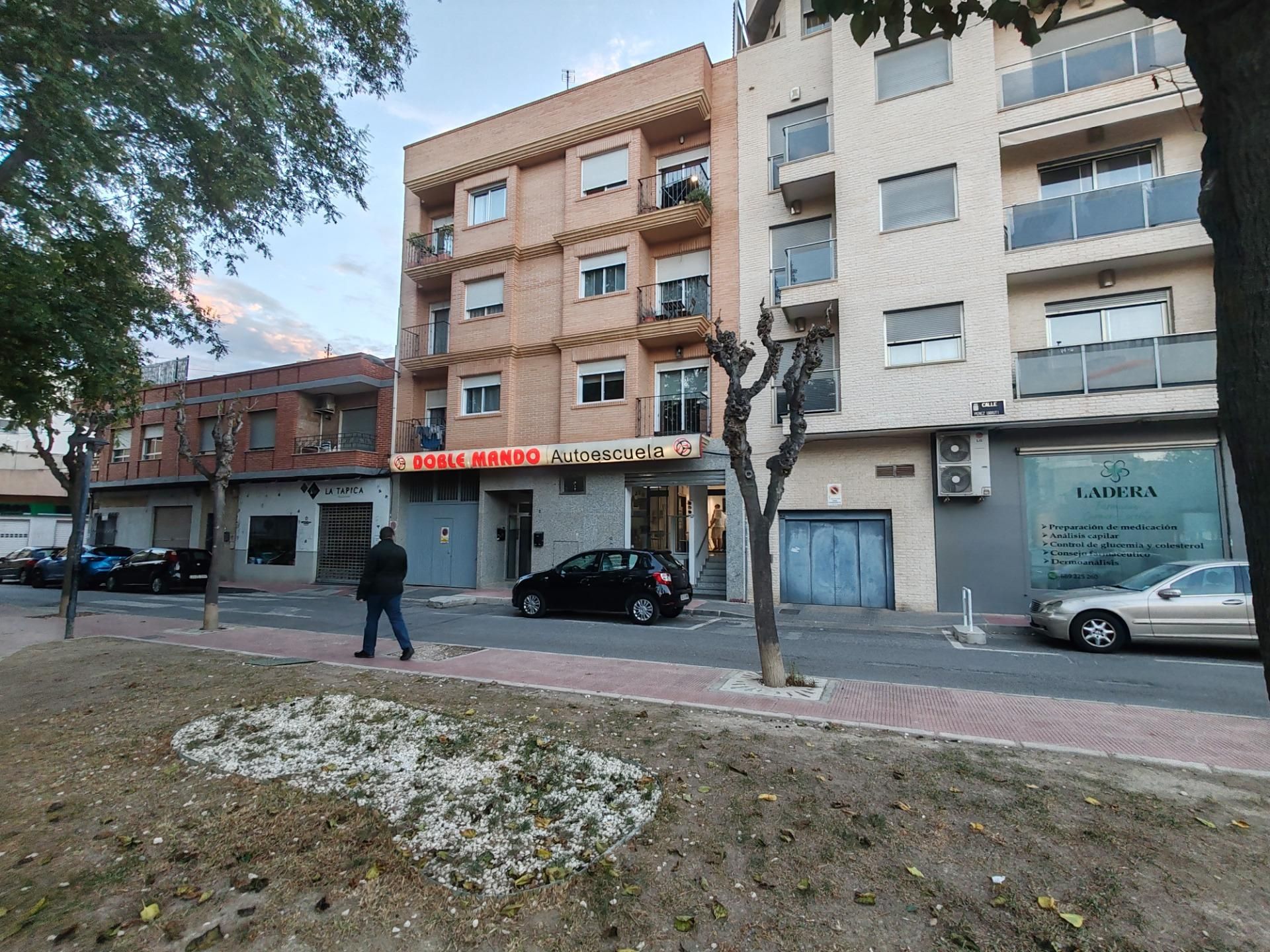 Vista exterior de Pis de lloguer en  Murcia Capital amb Aire condicionat, Calefacció i Balcó