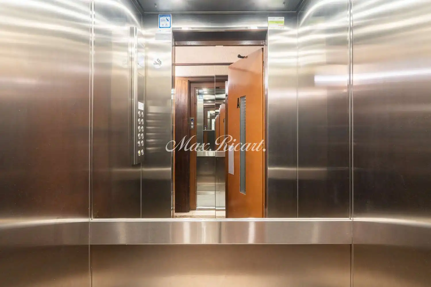 Attic for rent in Barcelona  with Air Conditioner, Heating and Terrace