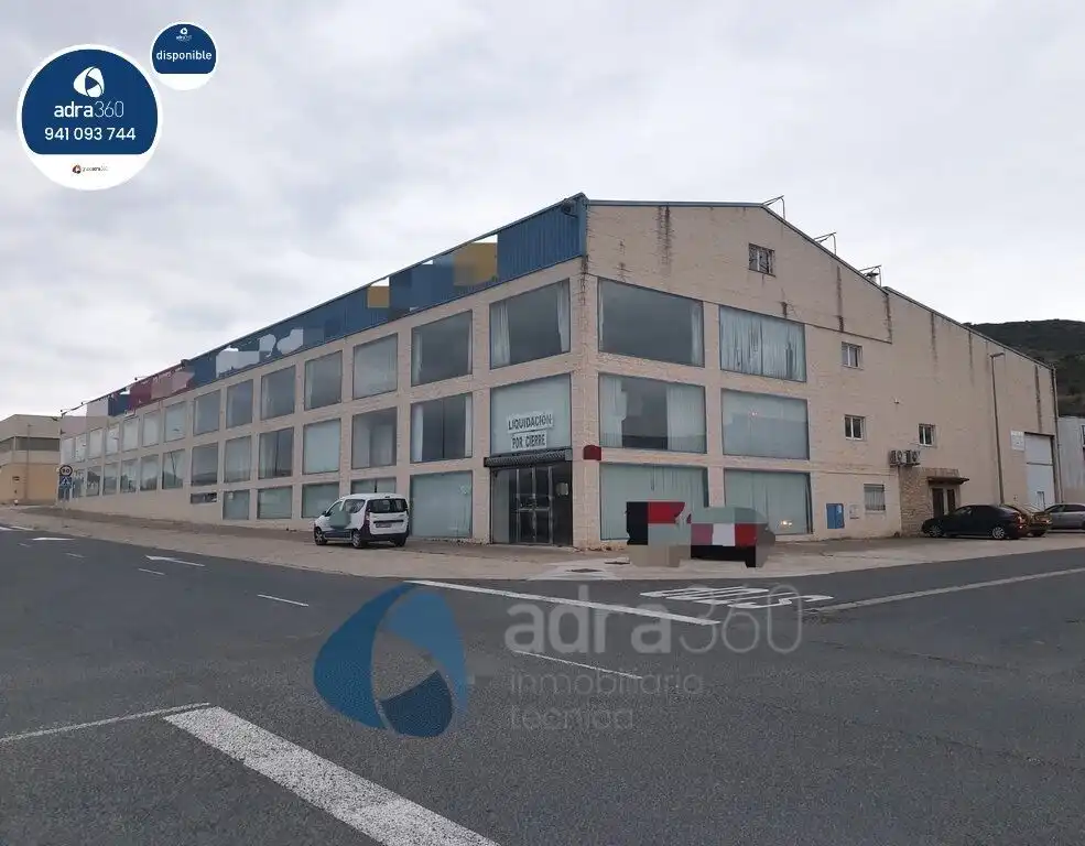 Industriegebäude zur Miete in Oyón-Oion