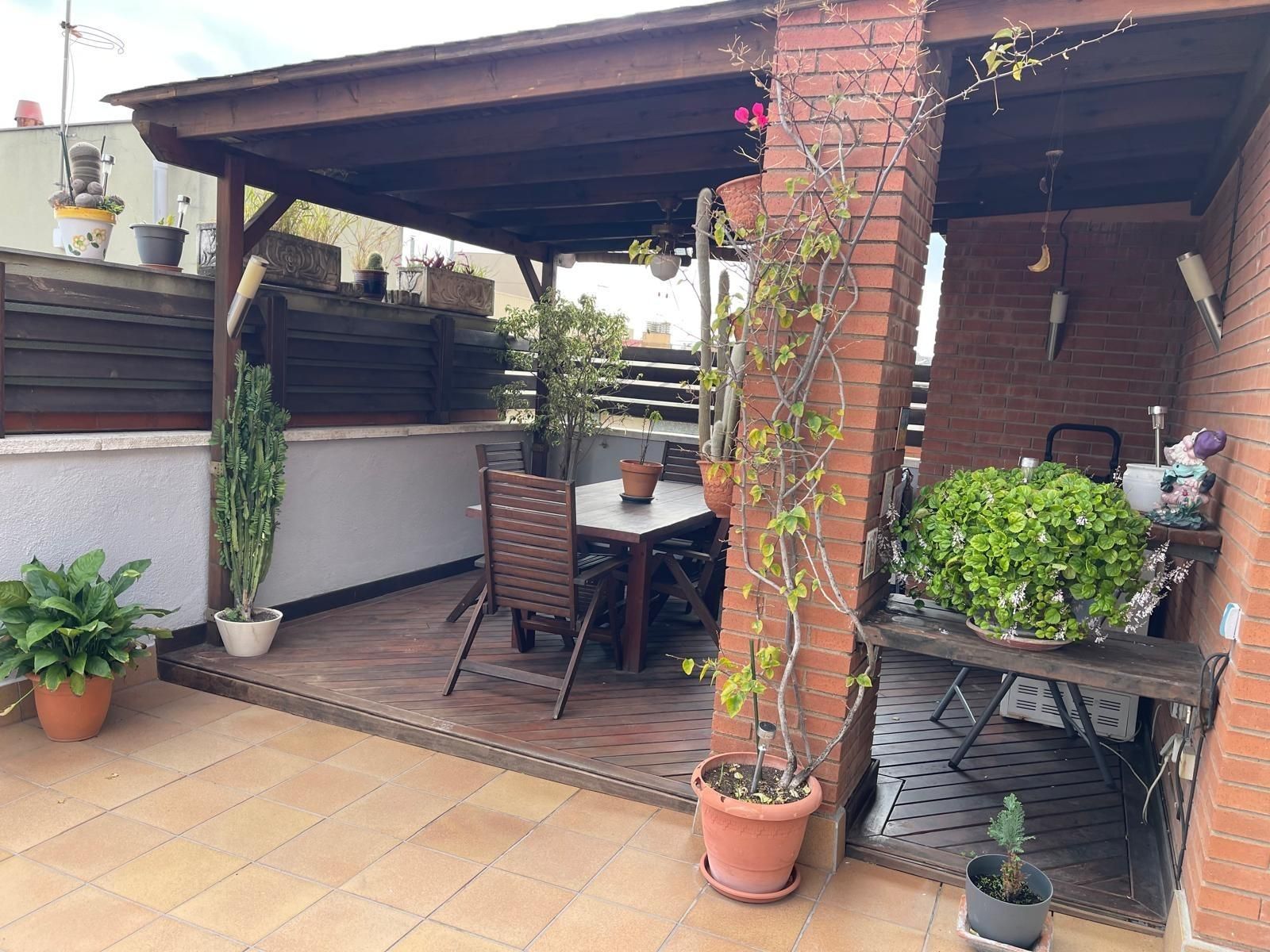 Terrassa de Pis en venda en Badalona amb Aire condicionat, Calefacció i Terrassa