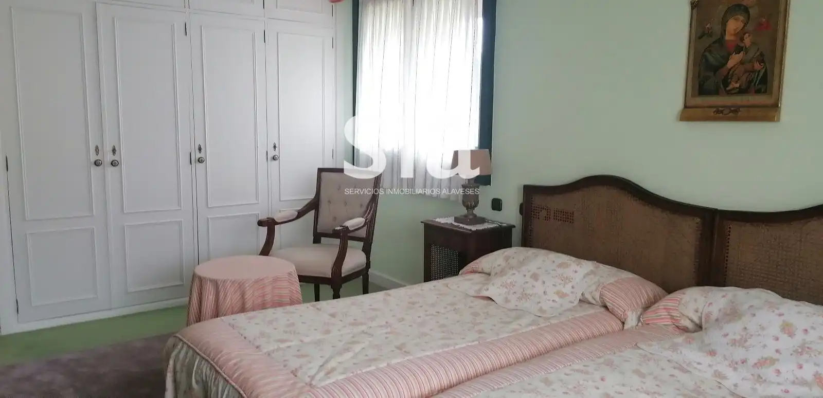 Dormitori de Casa o xalet en venda en Vitoria - Gasteiz amb Calefacció i Traster