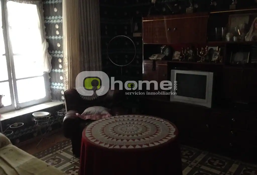 Sala d'estar de Casa o xalet en venda en Corrales del Vino