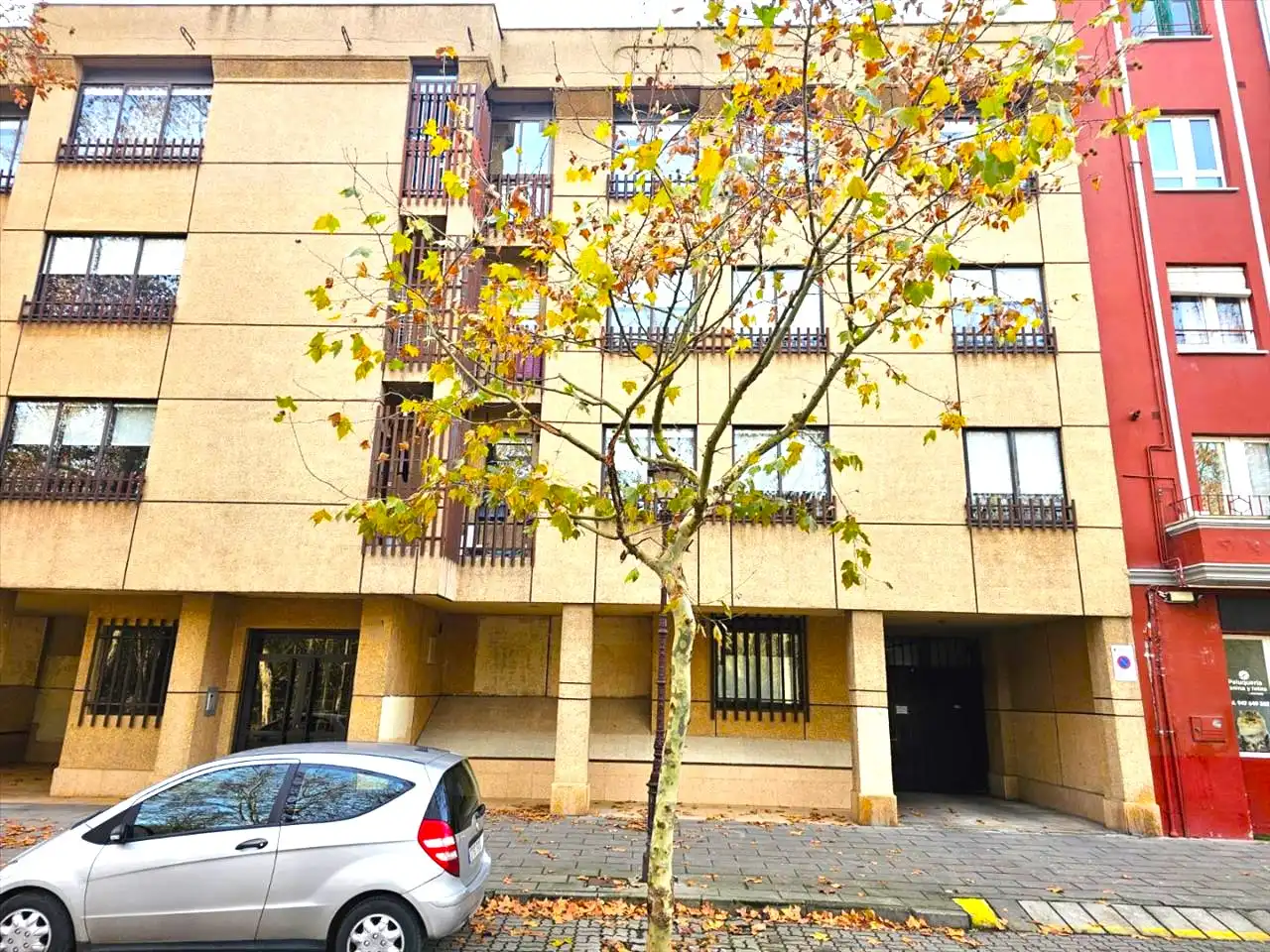 Garaje en venta en DE PALENCIA, Universidad - Las Huelgas