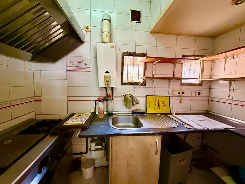 Cocina de Local en venta en Madrid