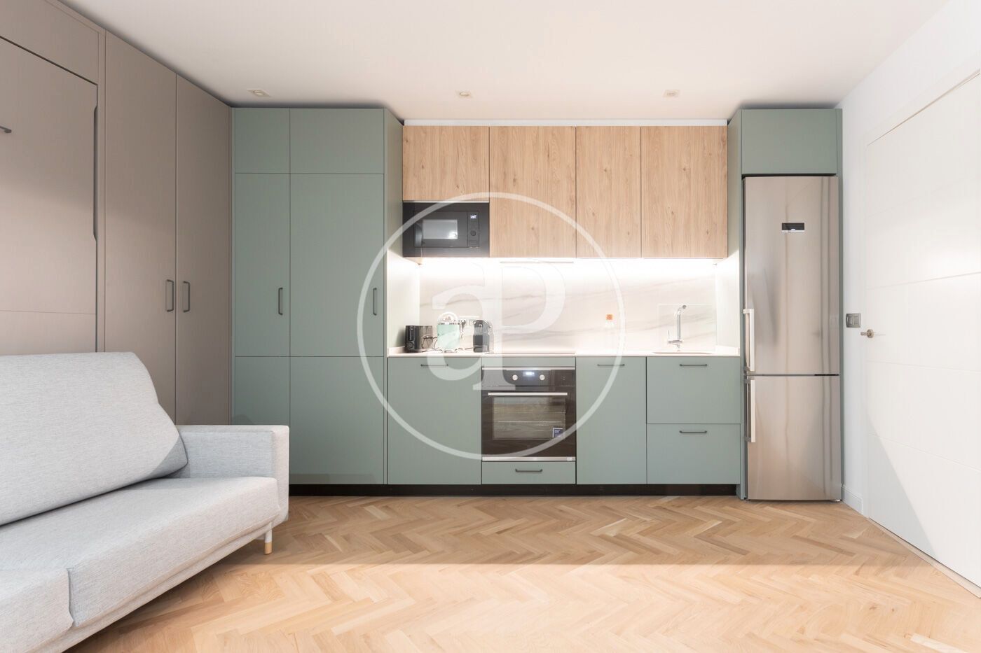 Cocina de Piso de alquiler en  Barcelona Capital con Aire acondicionado, Calefacción y Amueblado