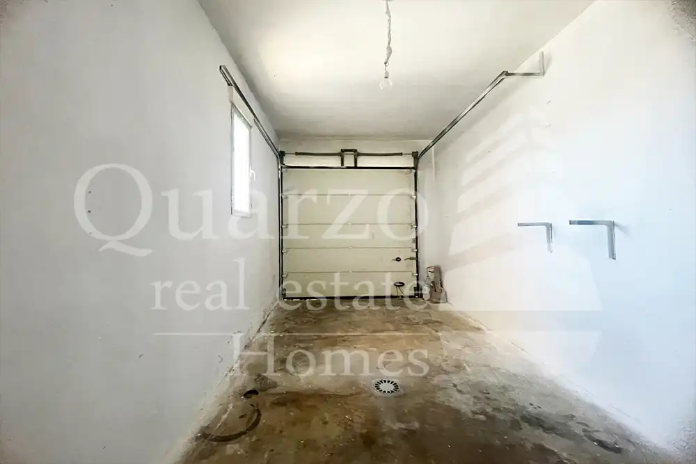 Casa adosada en venda en La Mata amb Jardí privat