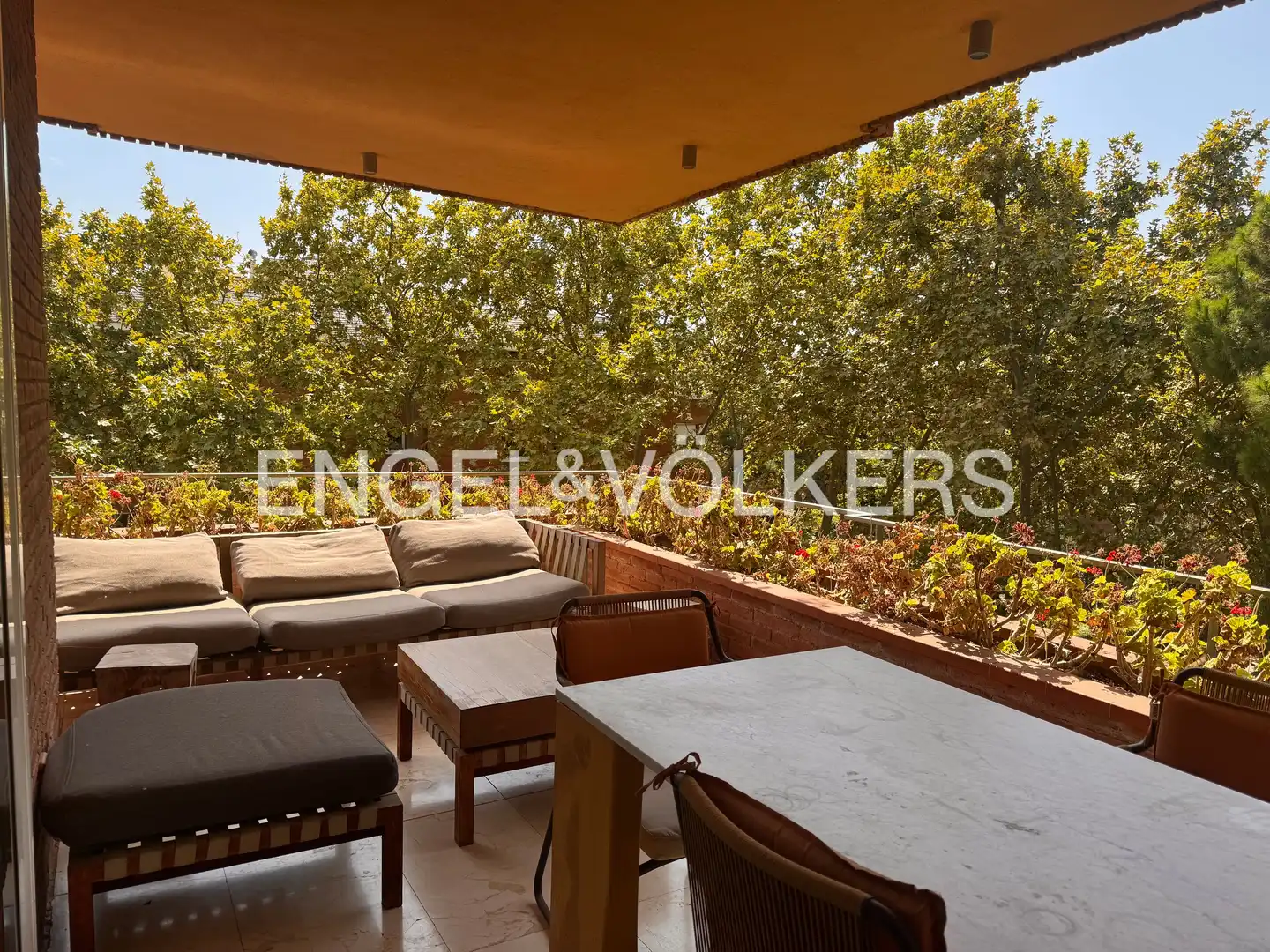 Terrace of Flat for rent in Les Corts