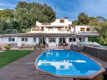 Casa con balcone in vendita a Ponent