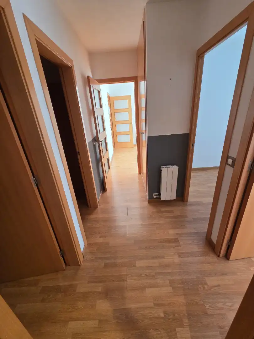 Wohnung zum Verkauf in Vilafranca del Penedès mit Heizung, Parkett und Ofen