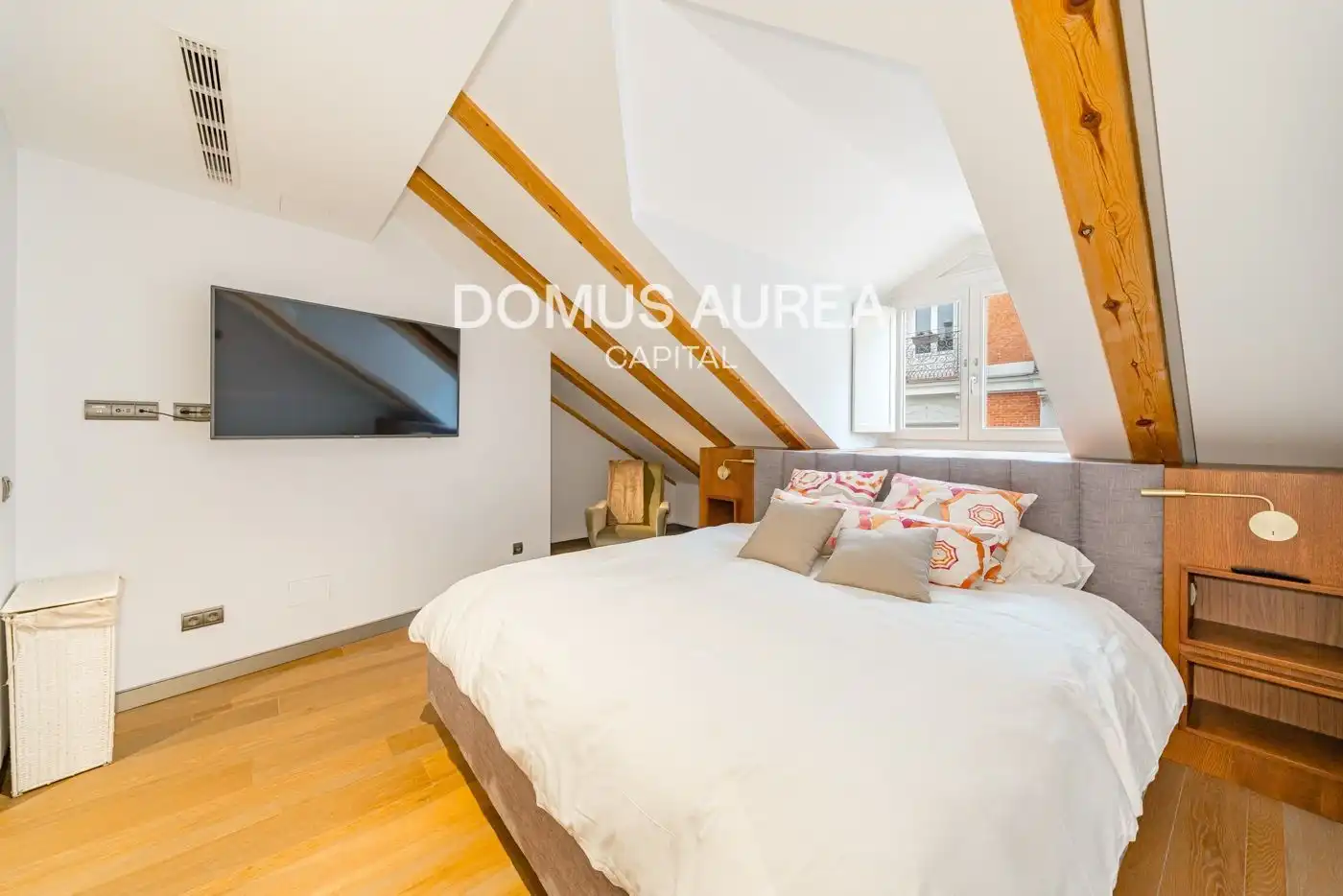 Habitación de Dúplex de alquiler en Madrid con Calefacción, Terraza y Amueblado