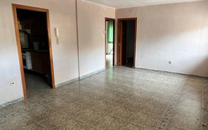 Flat for sale in Cerdanyola del Vallès  with Air Conditioner