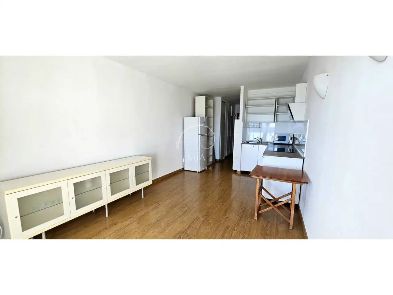 Sala de estar de Estudio de alquiler en Calvià con Aire acondicionado, Terraza y Amueblado