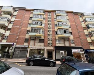 Exterior view of Flat for sale in Oviedo   with Terrace and Balcony