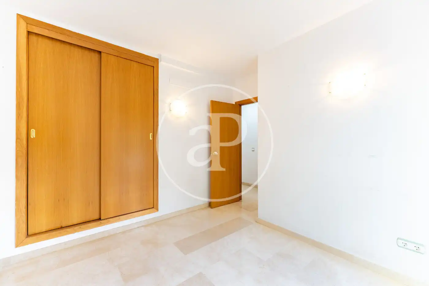 Flat for rent in  Palma de Mallorca  with Air Conditioner, Heating and Private garden