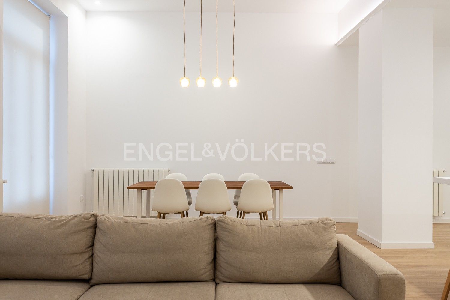 Sala d'estar de Pis de lloguer en  Valencia Capital amb Aire condicionat, Calefacció i Parquet