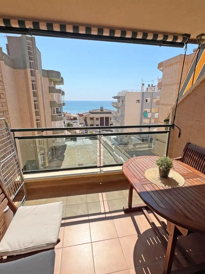 Apartament amb ascensor en venda a Calle PUERTO RICO