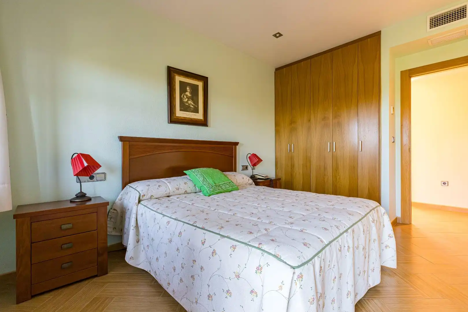 Habitación de Casa o chalet en venta en Murcia con Aire acondicionado, Calefacción y Jardín privado