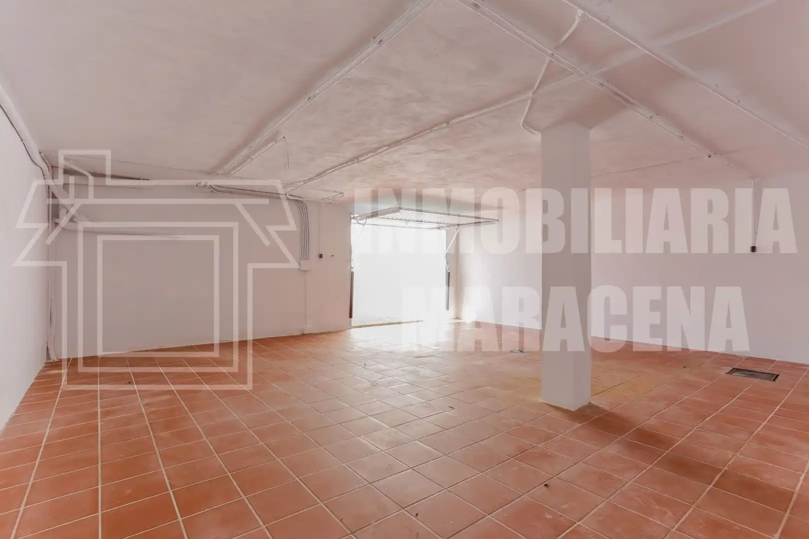 Casa adosada en venta en Láchar