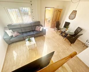 Sala d'estar de Dúplex en venda en Pilar de la Horadada amb Terrassa i Piscina
