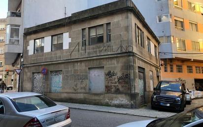 Vista exterior de Casa o xalet en venda en Vigo  amb Calefacció