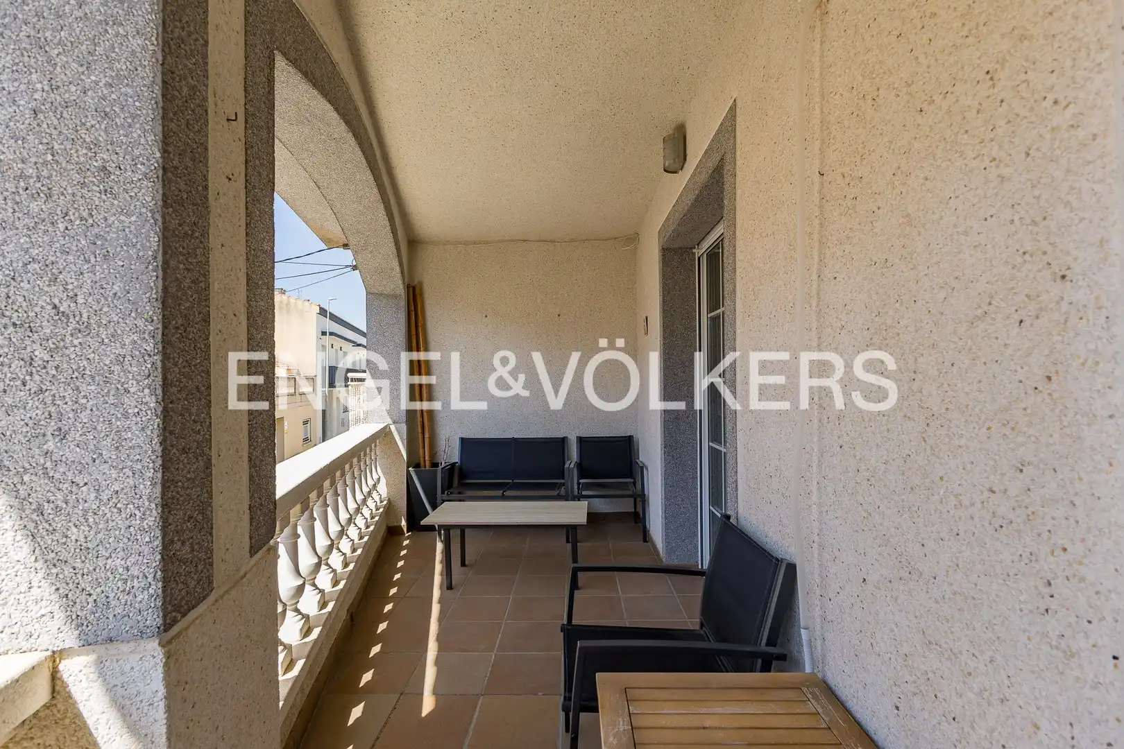 Terraza de Casa o chalet en venta en Vilanova i la Geltrú con Aire acondicionado, Calefacción y Terraza