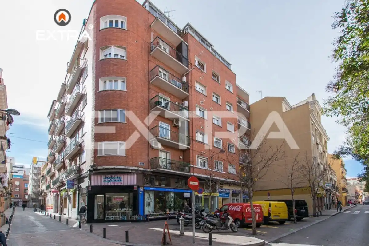 Vista exterior de Ático de alquiler en Madrid con Aire acondicionado, Calefacción y Terraza